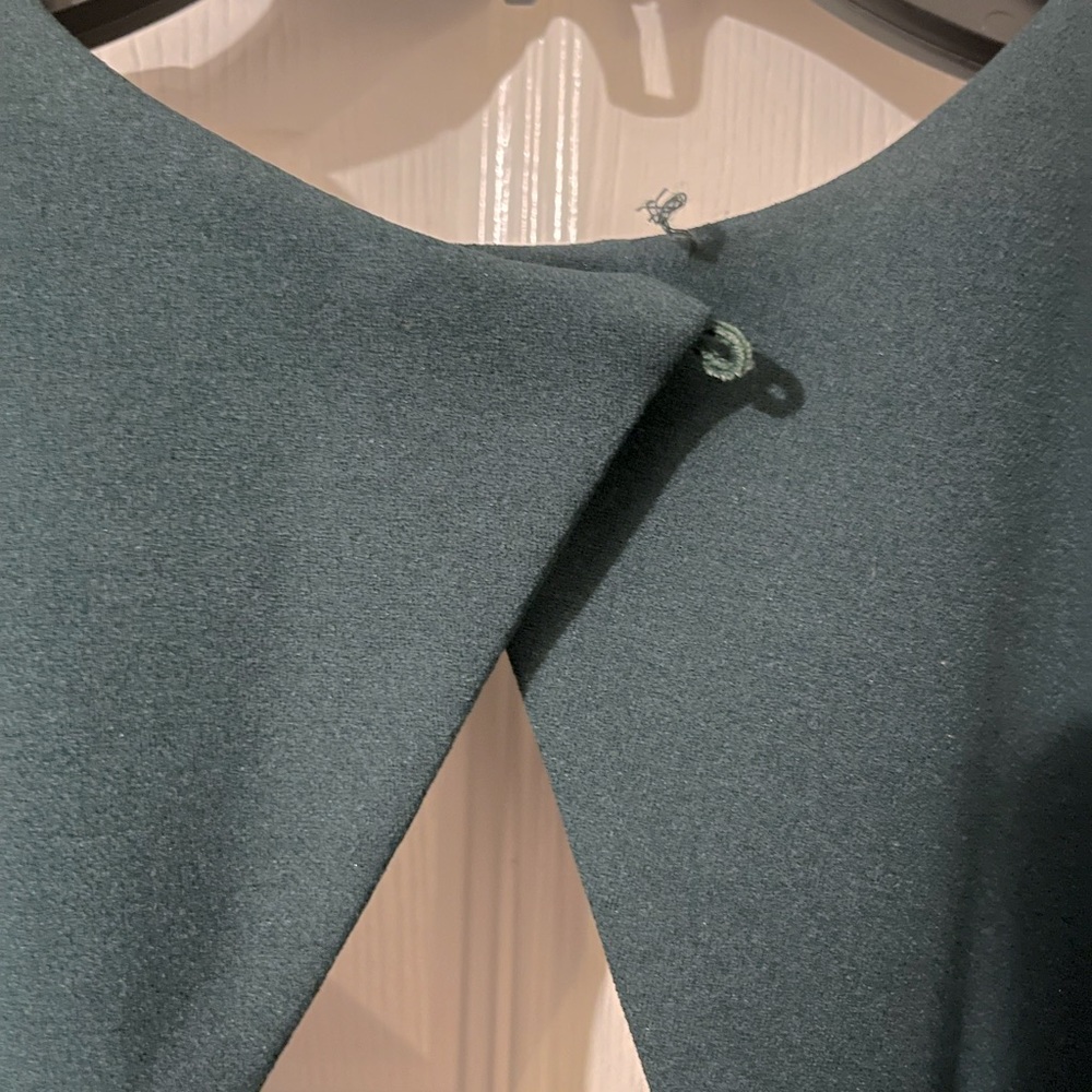 Dark green structured dress - Picture 8 of 11